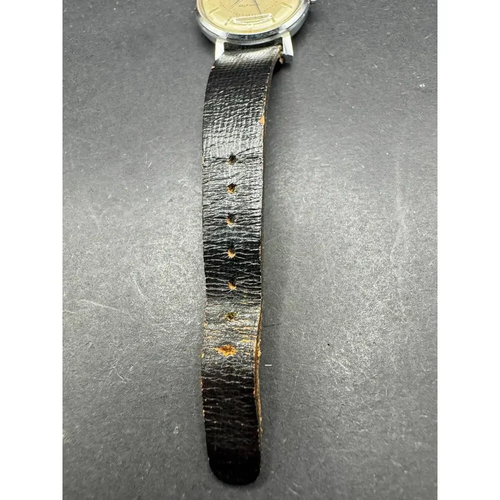 Vintage Timex Self-Wind Wristwatch Silver Tone Dial Black Leather Band Classic
